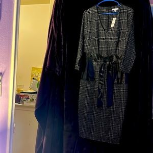 Long sleeve black and white dress